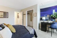 Chic Retreat - Big Apple Vibe, Parking, Dining, Shopping Hotels in Lake Geneva