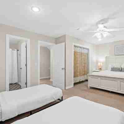 Southern Exposure Townhome Rooms