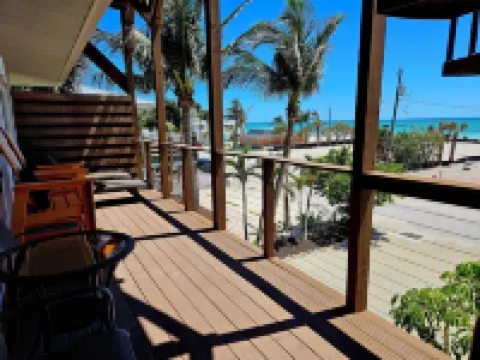 30 Seconds to Beach Path! All inclusive! Kayaks, SUP's, Bikes & so much more!!!