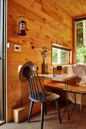 Postcard Cabins Kettle River, Outdoor Collection by Marriott Bonvoy Отели в г. Стерджен-Лейк