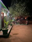 Bush Adventure Guest House Các khách sạn gần Thebe River Camping
