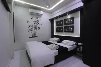 โรงแรม พาราเมาท์ อินน์