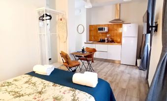 Apartamentos la Higuera by Vgh