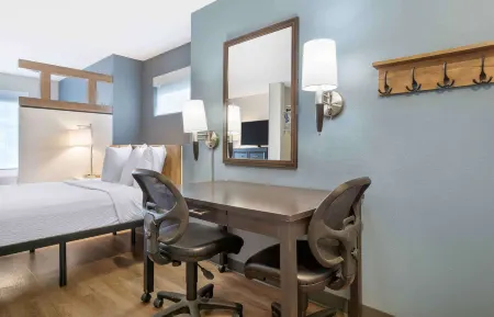 Extended Stay America Suites - Seattle - Redmond