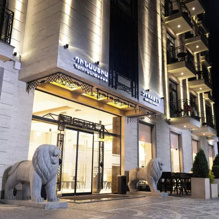 Dynasty Hotel & SPA