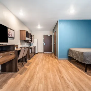 WoodSpring Suites Miramar