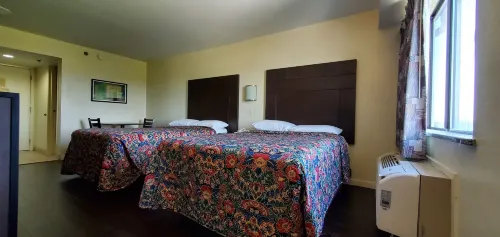Plano Inn & Suites