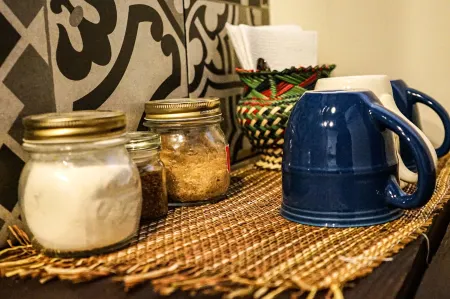 Posada San Antonio Отели рядом с достопримечательностью «Adobe Guadalupe Vineyards & Inn Aztec Breeding Farm»