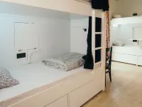 Deeps Hostel Ankara - Parvekkeita