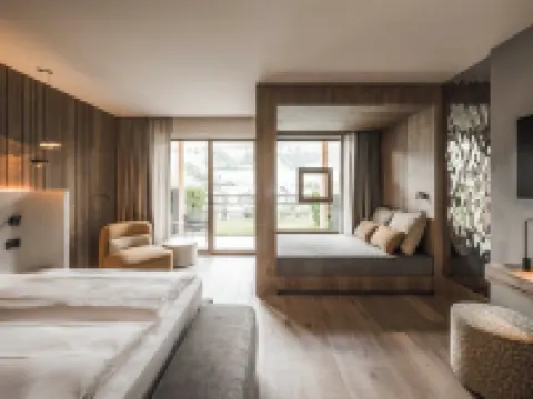 Excelsior Dolomites Life Resort Hotels in Enneberg