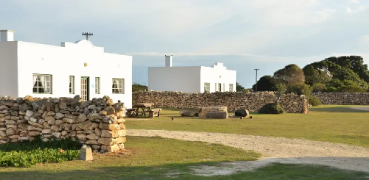 De Hoop Equipped Cottages