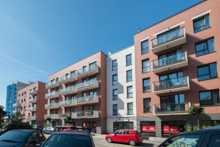 Comfort Apartments Rajska Отели рядом с достопримечательностью «Ректорская церковь отцов кармелитов Святой Екатерины»