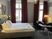 Unique Hotel Jungfrugatan Hotels near Kungstradgarden Park