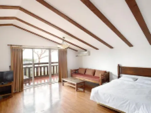 Club ES Jecheon Resort Hotels in Jecheon-si