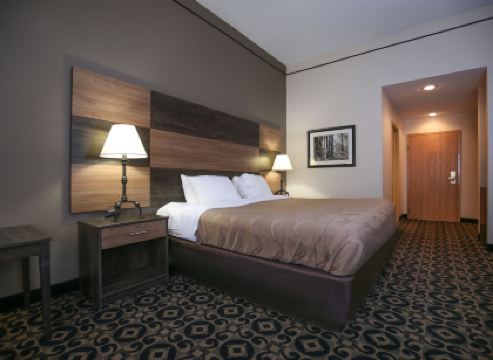 Quality Inn & Suites Boone - University Area