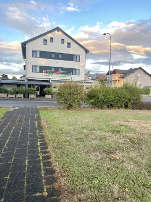 羅馬別墅飯店餐廳 塞利根施塔特住宿飯店