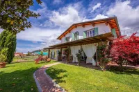 Villa Clara Few km from the Sea