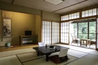 Ryokan Warabino Hotels in Takayama
