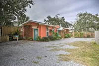 Old Town Getaway, Walk to Shopping, Dining, and Bay! - Pet friendly