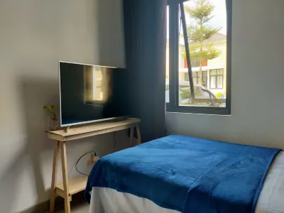 The Valley Guesthouse Hotel dekat Universitas Wisnuwardhana