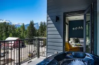 The Ski Shanty by Revelstoke Vacations - Condos