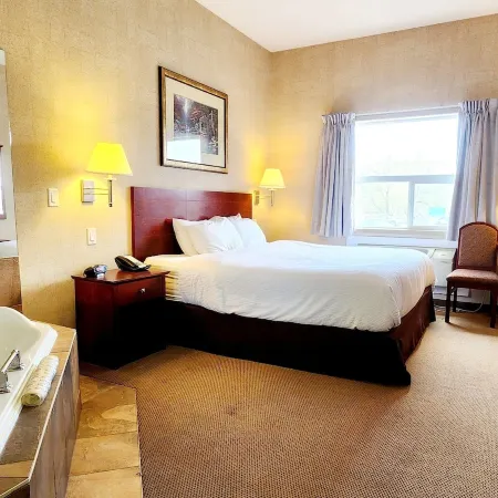Super 8 by Wyndham Red Deer City Centre
