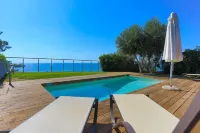 Kalma Villa Dio - Villaer