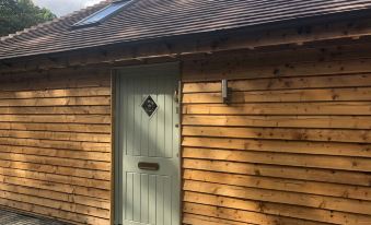 Cottage With Heated Indoor Pool Tennis Court- 2142