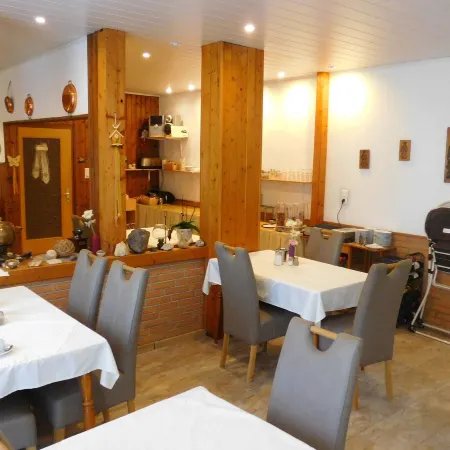 Hotel Pension am Kurmittelhaus