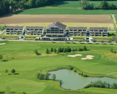 Wellnesshotel Golfpanorama ヴェルディのホテル