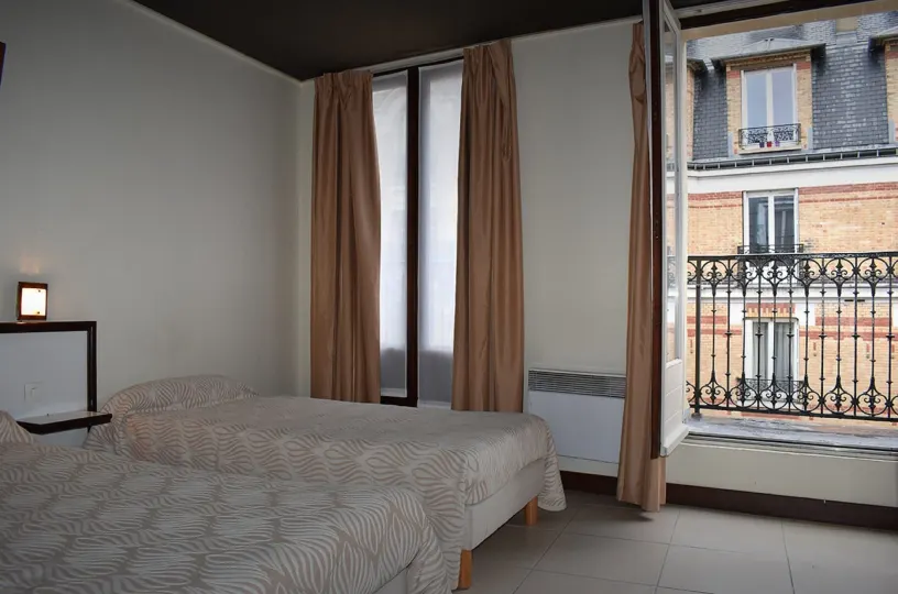 Avenir Hotel