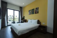 Fivitel Nam Hoi An Riverside Hoteles cerca de C group