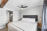 little Home on the Range! Hotels in 