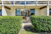 Kona White Sands A4 Romantic Ocean View!