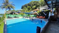 Fare Arana Mooréa Guesthouse - Pools