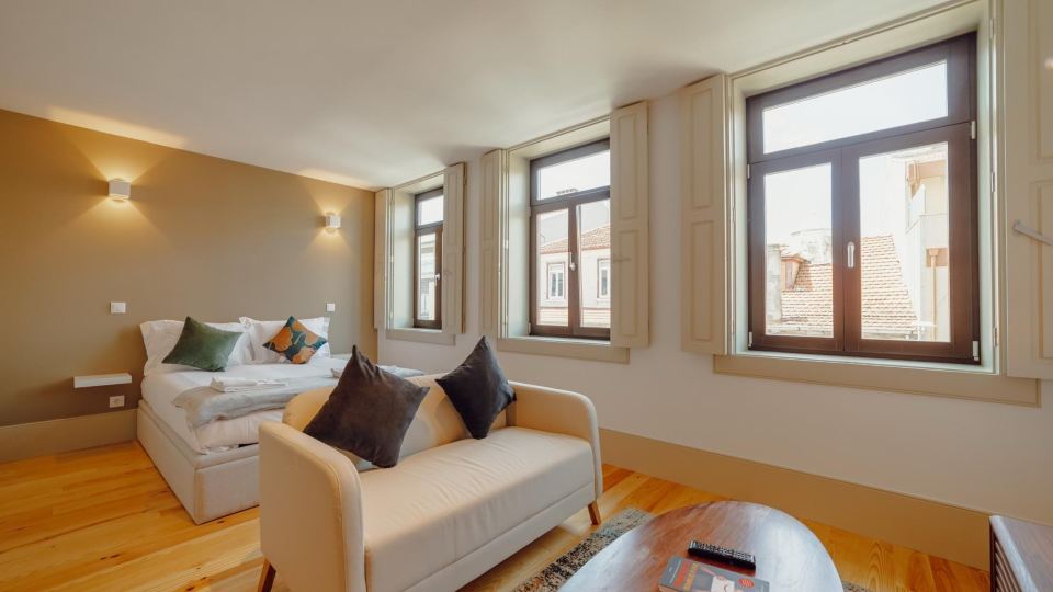 Legacy Oporto Design Apartment H by Vacationy