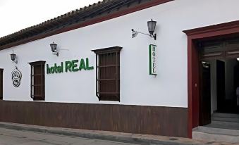 Hotel Real
