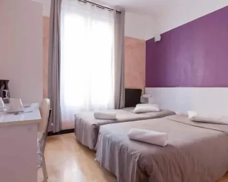 Hotel Victor Hugo Отели в г. Кламар