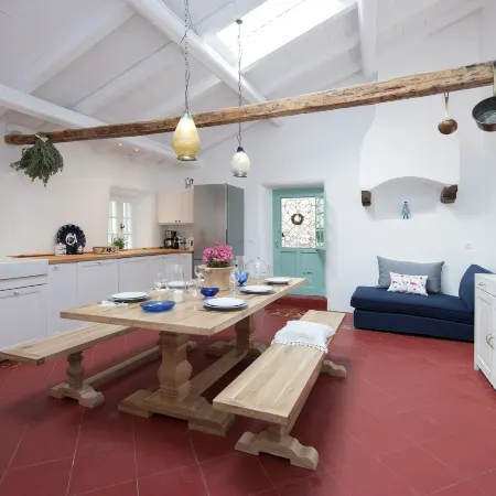 White Jasmine Cottage