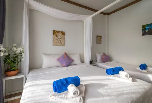 ห้องแฟมิลี่, ระเบียง