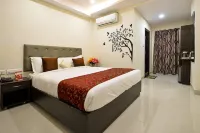 Hotel Lotus Grand
