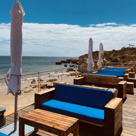 Borda d'Água, Praia da Oura