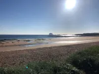 Joivy Luxury House with Patio Next to North Berwick Beach - Wifi