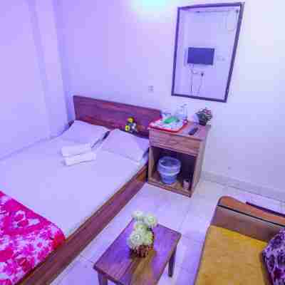 Hotel City International Green Road Rooms