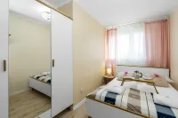 Apartment Cytadela Park by Renters Hôtels à : Suchy Las