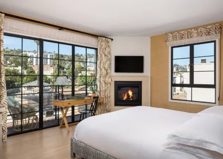 Hotel 850 Svb, West Hollywood, a Member of Design Hotels Отели рядом с достопримечательностью «West Hollywood Chamber of Commerce»