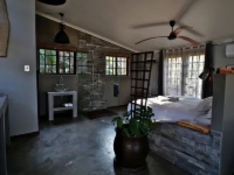 Villa la Mercy Chalet No Load Shedding or Water Outages Hotels in La Mercy