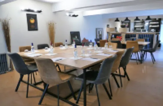 เล คล็อส เดส แควริ