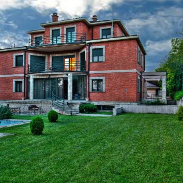 The Belgrade Hills Rooms and Suites