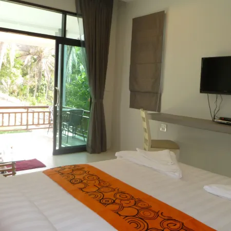 Sun Moon Star Resort Koh Phangan Отели рядом с достопримечательностью «Хад Яо»